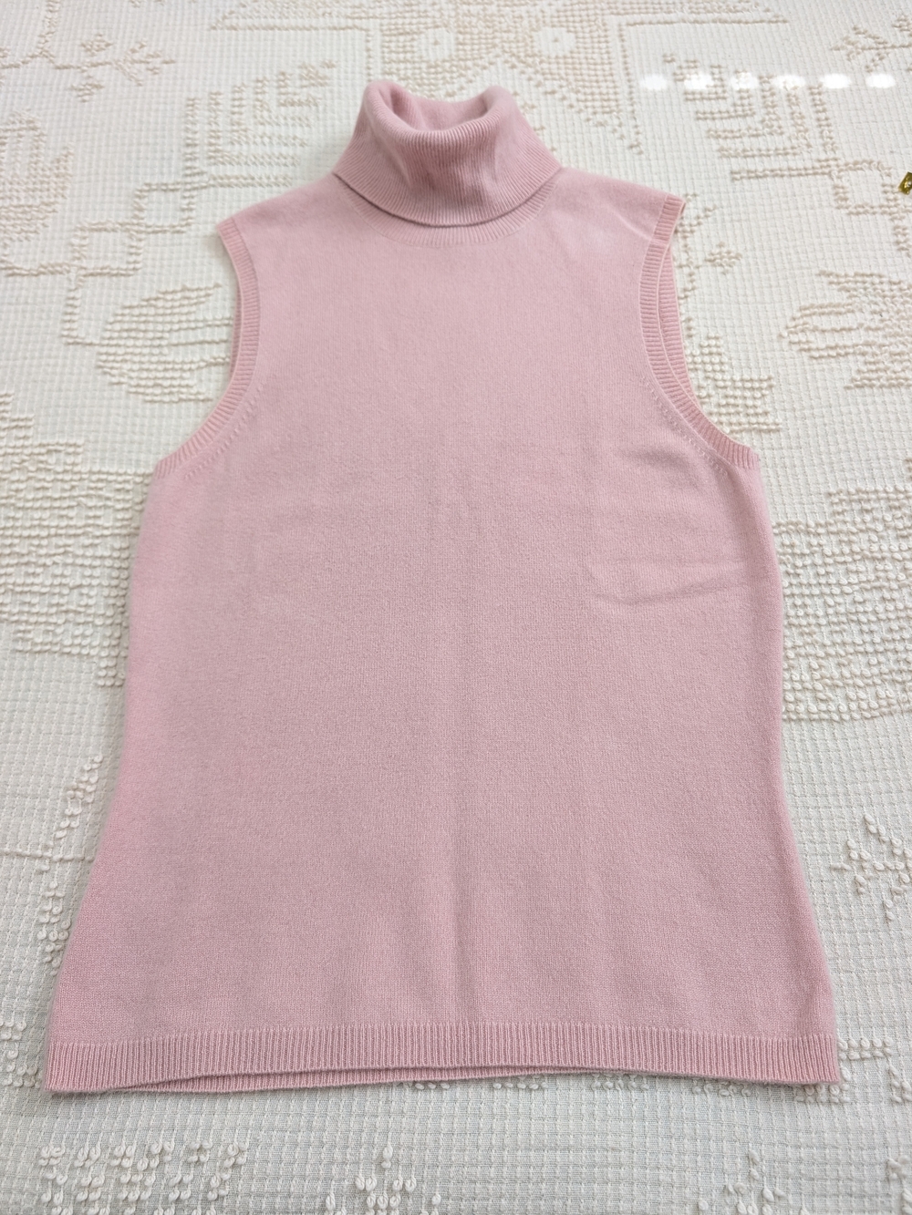 Ann Taylor - Small 100% Cashmere Sleeveless Pink Turtleneck